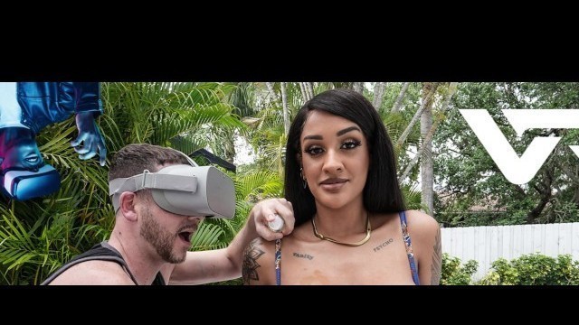 Virtual Porn - Zoey Sinn's Incredible Big Tits All Up in Your Face, What More Can You Ask for?