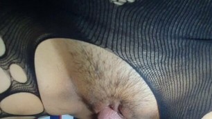 Who wants to cum inside me, please pay tribute to my pussy.