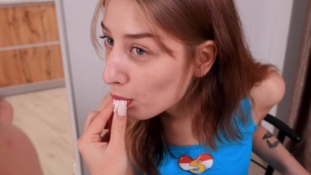Lesbians Eating Cupcakes for Breakfast